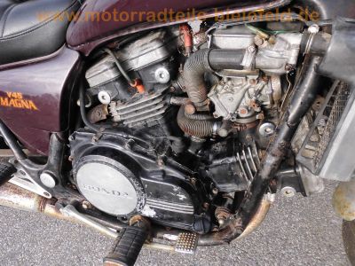 Honda_VF_750_C_V45_Magna_RC09_lila_rostig_Konis_Mecadapo_Auspuff_-_wie_VF_500_700_1100_F_S_C_RC21_RC07_59.jpg