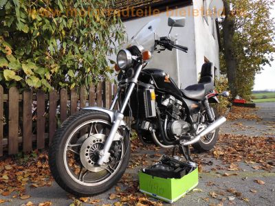 Honda_V45_US-Magna_VF_750_C_RC07_wie_RC09_schwarz_Scheibe_hohe_Sissy-Bar_kurze_Chrom-Fender_76.jpg