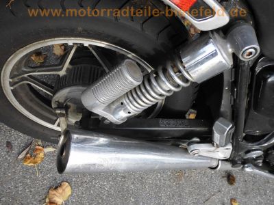 Honda_V45_US-Magna_VF_750_C_RC07_wie_RC09_schwarz_Scheibe_hohe_Sissy-Bar_kurze_Chrom-Fender_77.jpg
