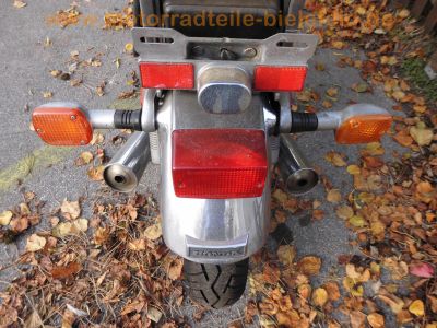Honda_V45_US-Magna_VF_750_C_RC07_wie_RC09_schwarz_Scheibe_hohe_Sissy-Bar_kurze_Chrom-Fender_8.jpg