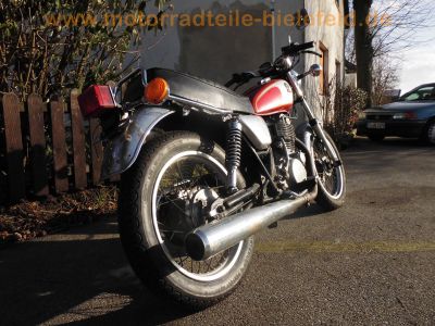 Yamaha_SR_500_48T_rot_Speichenraeder_Motor_laeuft_-_wie_SR_XT_250_500_1U6_2J4_39.jpg