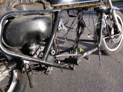 Honda_GL1000_Goldwing_schwarz_GL1_rolling_Chassis_EZ1977_KONI_VETTER_Windjammer_15.jpg