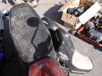 Honda_GL1000_Goldwing_MIX_3x_GL1_1976_1977_Ersatzteile_spare-parts_140.jpg