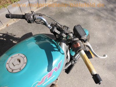 Honda_NTV_650_Revere_RC33_tuerkis-gruen_Superbike-Lenker_PM_Fehlteile-_wie_NT_GT_650_V_GT_647_HAWK_RC31_BROS_19.jpg