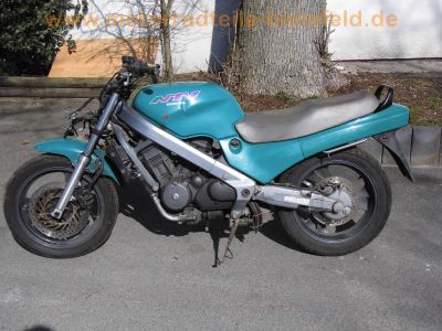 Honda_NTV_650_Revere_RC33_tuerkis-gruen_Superbike-Lenker_PM_Fehlteile-_wie_NT_GT_650_V_GT_647_HAWK_RC31_BROS_42.jpg