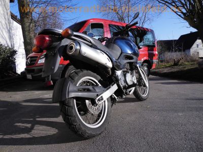 Suzuki_XF_650_FREEWIND_Reise-Enduro_blau_48PS_-_wie_DR650_RSE_DL_650_V-Strom_BMW_F650_Aprilia_Pegaso_650_37.jpg