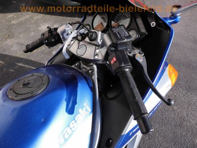 Kawasaki_ZZR_600_D_ZX600D_Sport-Tourer_blau-silber_-_wie_ZZ-R_600_1100_C_D_E_ZX600E_ZXT10C_ZXT10D_50.jpg