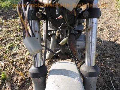 Yamaha_XS_360_1U4_mit_Gepaecktraeger_Chromfender_2x_Bremsscheibe_-_wie_XS_250_400_1U5_2A2_4G5_12.jpg