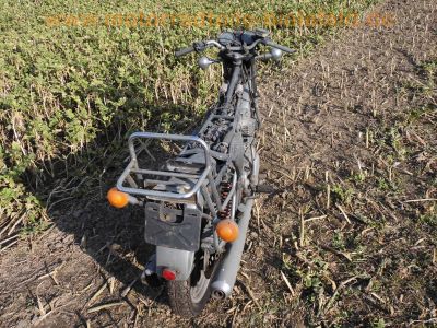 Yamaha_XS_360_1U4_mit_Gepaecktraeger_Chromfender_2x_Bremsscheibe_-_wie_XS_250_400_1U5_2A2_4G5_4.jpg
