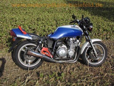 Yamaha_XJ_900_4BB_blau-weiss_Sturz_4-1_Auspuff_-_wie_XJ_650_700_750_F_31A_58L_3NG_2HL_4K0_41Y_11M_15.jpg