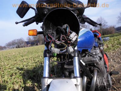 Yamaha_XJ_900_4BB_blau-weiss_Sturz_4-1_Auspuff_-_wie_XJ_650_700_750_F_31A_58L_3NG_2HL_4K0_41Y_11M_36.jpg