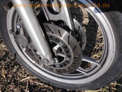 Yamaha_XJ_900_4BB_blau-weiss_Sturz_4-1_Auspuff_-_wie_XJ_650_700_750_F_31A_58L_3NG_2HL_4K0_41Y_11M_38.jpg