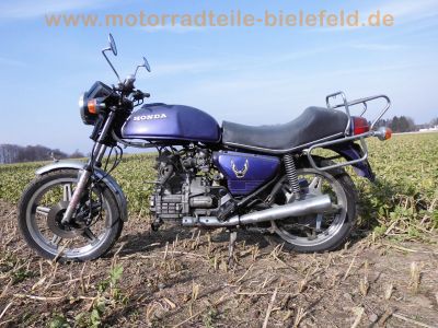 Honda_CX_500_lila_Ur-Guellepumpe_unfallfrei_Giuliari_Sport-Sitzbank_Gepaecktraeger_JAMA_Auspuff_-_wie_CX_400_500_650_E_C_PC01_PC06_43.jpg