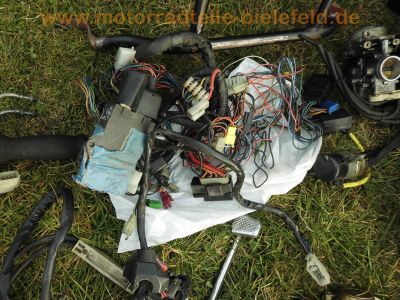 Yamaha_FJ1200_3CW_EZ88_Streetfighter-Projekt_Sturzbuegel_KOSO_-_wie_FJ_1100_47E_1XJ_3YA_22.jpg