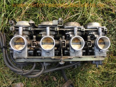 Yamaha_FJ1200_3CW_EZ88_Streetfighter-Projekt_Sturzbuegel_KOSO_-_wie_FJ_1100_47E_1XJ_3YA_38.jpg