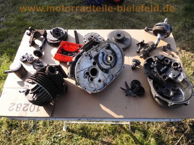 Zuendapp_DB_200_Motorteile_Ersatzteile_engine_parts__-_wie_DB_DBK_200_201_202_203_205_4.jpg