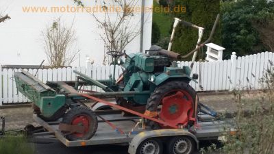 Schneider_Geraetetraeger_GT40_Lombardini-Motor_LDAL673_3-Zylinder_Diesel_mit_Verdeck_wie_GT20_GT27_GT50_Fendt_Deutz_53.jpg