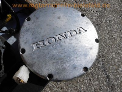 Honda_VT_700_C_Shadow_RC19_Ersatzteile_Motor_Zylinder-Kopf_Getriebe_Lichtmaschine_Kupplung_wie_RC29_VT_750_C_10.jpg