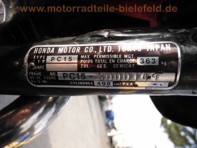 Honda_XBR_500_PC15_lila_Koffer-Traeger_Sitz-Abdeckung_Chomstar-Raeder_11.jpg