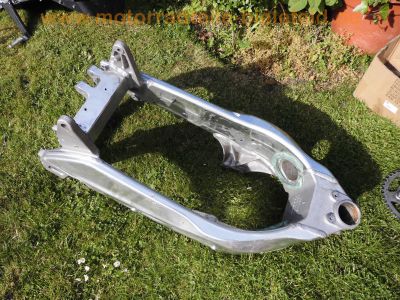 Aprilia_RSV_1000_Mille_RP_2003_Ersatzteile_spares_spare-parts_-_wie_Aprilia_RST_1000_Futura_Tuono_Falco_89.jpg