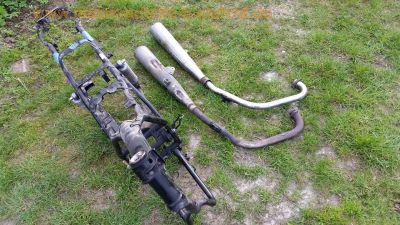 Honda_XBR_500_S_PC15_Ersatzteile_Motor_Rahmen_Schwinge_Auspuff_uvm_4.jpg