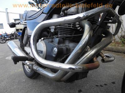 Honda_CB_400_N_letzte_Baureihe_1983_Motad_2-1_Auspuff_6-Speichen-Felgen_49.jpg