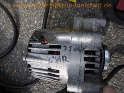 Suzuki_GSX-R_750_W_GR7BB_Streetfighter_Ersatzteile_-_wie_GSXR_1100_W_83.jpg