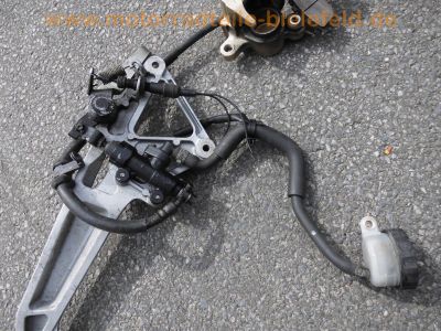 Honda_CB_600_F_Hornet_PC36_Ersatzteile_-_wie_PC38_CBF_600_PC34_CB_900_F_Hornet_SC48_CBR_600_F_PC31_PC35_34.jpg