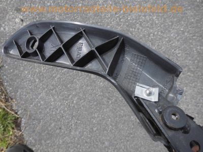 Aprilia_RST_1000_Futura_Ersatzteile_spares_spare-Parts_-_wie_Aprilia_RSV_1000_Mille_Tuono_Falco_100.jpg