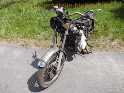 Honda_CB_550_K_Four_4-1_Auspuff_Wrack_als_Ersatzteile_Motor_Vergaser_Tacho_35.jpg