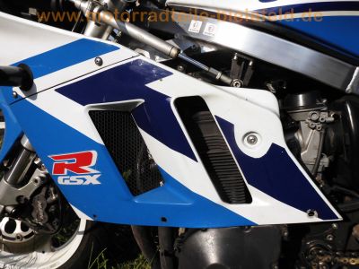 Suzuki_GSX-R_750_GR7AB_Modell_M_blau-weiss_BSM_Future_Sport-Auspuff_Sozius-Sitz-Abdeckung_-_Ersatzteile_wie_GSXR_1100_79.jpg