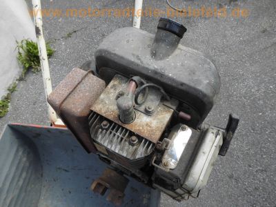 HAKO_Variette_Einachser_Geraetetraeger_mit_Schneeschild_Schneeketten_Kippmulde_Fichtel_und_Sachs_Stamo_102_ccm_-_plus_Ersatzmotor_STAMO_ST_125_mit_132ccm_22.jpg