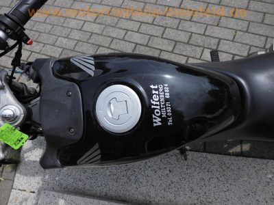Honda_CBR_125_R_JC34_Vergaser_27tkm_Sturz_10kW_110kmh_teilzerlegt_als_Ersatzteile_1a_Motor_12.jpg