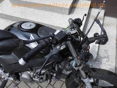 Honda_CBR_125_R_JC34_Vergaser_27tkm_Sturz_10kW_110kmh_teilzerlegt_als_Ersatzteile_1a_Motor_9.jpg