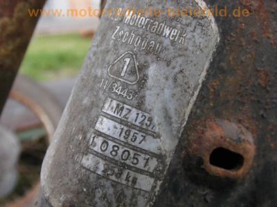 MZ_RT_125_IFA_RT_125_1957_VEB_Motorradwerke_Zschopau_Wrack_Rahmen_Gabel_Raeder_-_wie_DKW_RT_125_11.jpg