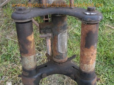 MZ_RT_125_IFA_RT_125_1957_VEB_Motorradwerke_Zschopau_Wrack_Rahmen_Gabel_Raeder_-_wie_DKW_RT_125_12.jpg