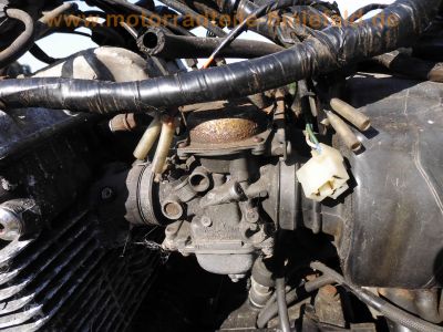 Honda_CBX_550_F_PC04_Wrack_für_Ersatzteile_Motor_Vergaser_Auspuff_Elektrik_24.jpg