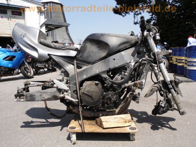 Yamaha_FZR_1000_3LE_EXUP_Streetfighter-Wrack_USD-Gabel_Superbike-Lenker_-_wie_FZ_FZR_600_750_Genesis_35.jpg