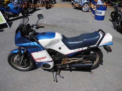 Suzuki_GSX_550_EF_GN71D_blau-weiss_Arrie_Motor_N702_original_Auspuff_Suzuki_3132_-_wie_GSX_400_600_750_1100_ES_EF_38.jpg