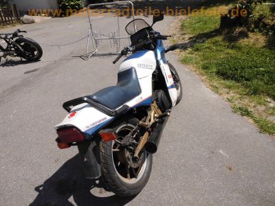 Suzuki_GSX_550_EF_GN71D_blau-weiss_Arrie_Motor_N702_original_Auspuff_Suzuki_3132_-_wie_GSX_400_600_750_1100_ES_EF_4.jpg