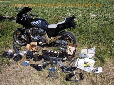 Kawasaki_GPZ_1100_UT_DFI_Custom-Bike_Umbau_auf_Vergaser_ZX1100A_KZT10B_ZXT10A_ZXT10B_GPZ_Z_KZ_ZX_1000_1100_J_K_B1_B2_GP_ST_Extras_17x3,50_17x5,50_Gimbel_Rastenanlage_LW_Auspuff_uvm_1.jpg