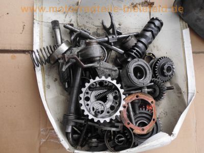 KTM_250_GS_-6_1978_Twinshock_Oldtimer-Enduro_mit_Brief_12kW_Geländesport_Moto-Cross_plus_Ersatzteile_-_wie_KTM_125_175_250_400_GS_MC_Veteranen-Cross_258.jpg