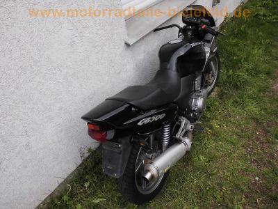 Honda_CB_500_S_PC32_schwarz_Crash_-_Motor_PC26E_wie_PC26_CBF_500_22.jpg