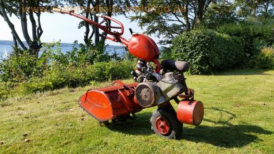 Agria_Baby_1100_2100_3100_Einradfraese_Motorfraese_Motorhacke_Zugradfraese_mit_3x_Fraeskasten_mit_NSU_Quickly_Motor_20.jpg