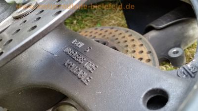 Suzuki_GSX_750_F_GR78A_schwarz_Ersatzteile_spare-parts_-_Tank_Vorderrad_Hinterrad_Lenker_Heck_uvm_62.jpg