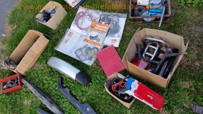 Suzuki_GS_550_M_KATANA_Haensle_4-1_Auspuff_M-Lenker_Extras_Marzocchi_Neuteile_14.jpg