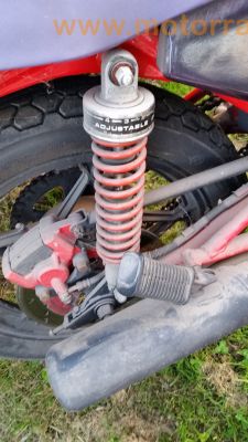 Suzuki_GS_550_M_KATANA_Haensle_4-1_Auspuff_M-Lenker_Extras_Marzocchi_Neuteile_39.jpg