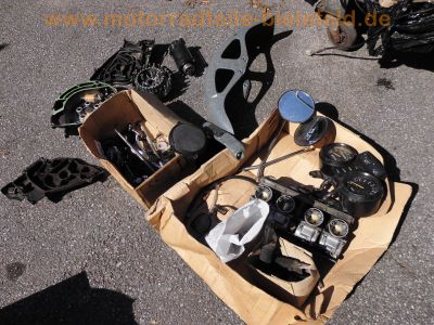 Yamaha_XJ_550_4V8_Ersatzteile_3x_Motor_plus_XJ600-Motor_26.jpg
