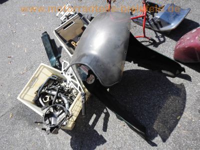 Honda_CB_750_900_F2_RC04_SC01_SC09_Boldor_Verkleidung_Ersatzteile_spare-parts_fairing_cowling_10.jpg