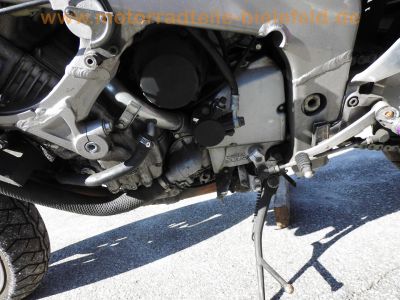 Yamaha_FZR1000_Exup_1992_Typ_3LK_CRASH_upside-down_USD-Gabel_-_wie_3LE_3LF_3GM_68.jpg